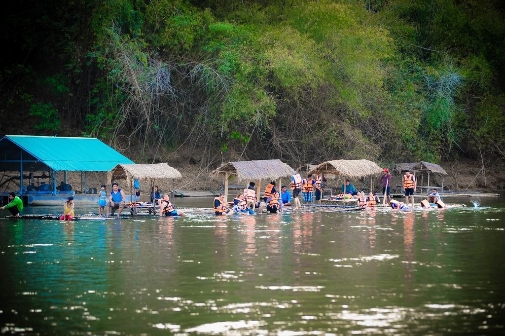 Boutique Raft Resort, River Kwai Ban Huai Maenam Noi Dış mekan fotoğraf