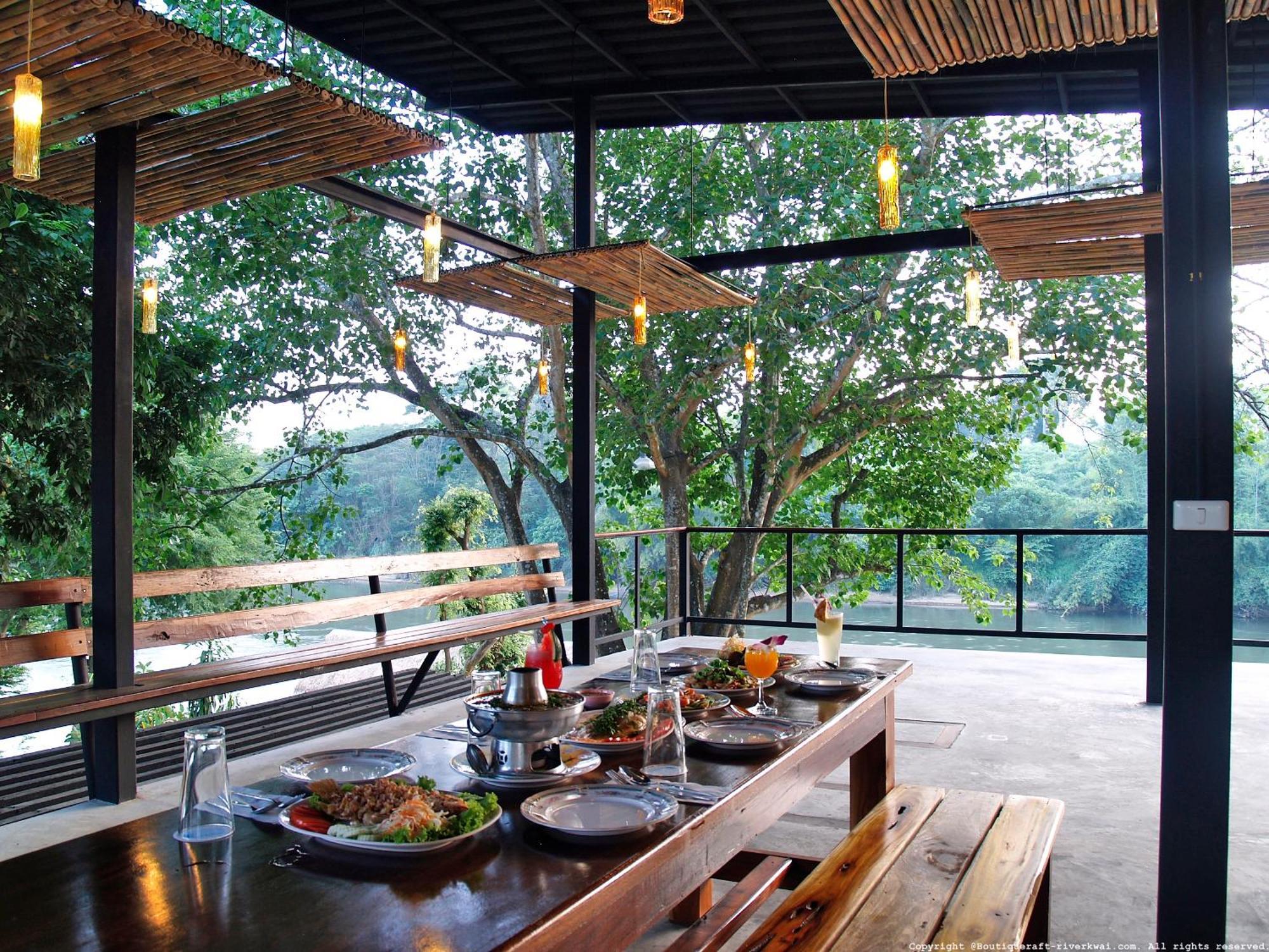Boutique Raft Resort, River Kwai Ban Huai Maenam Noi Dış mekan fotoğraf