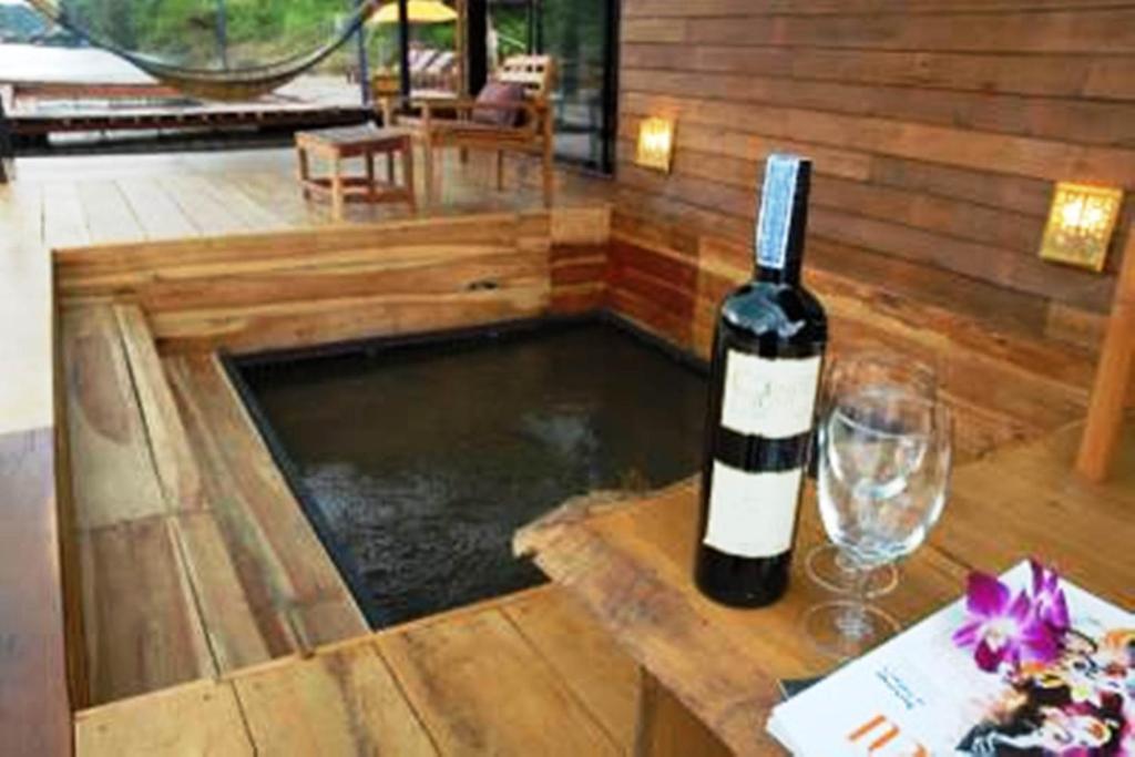 Boutique Raft Resort, River Kwai Ban Huai Maenam Noi Oda fotoğraf